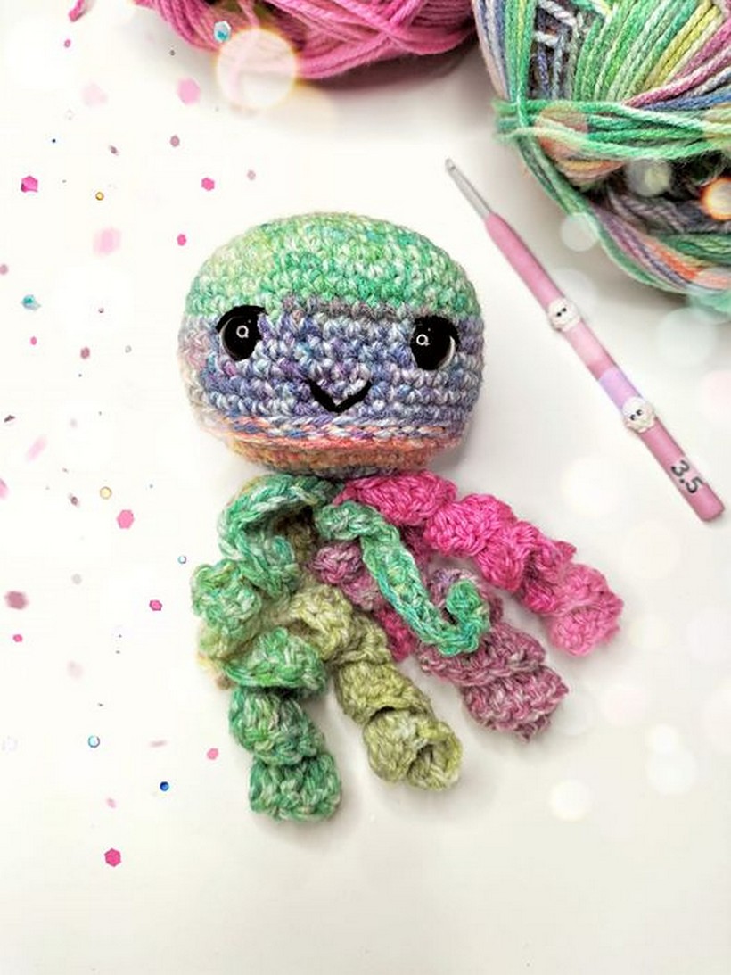 Beans The Jellyfish Amigurumi