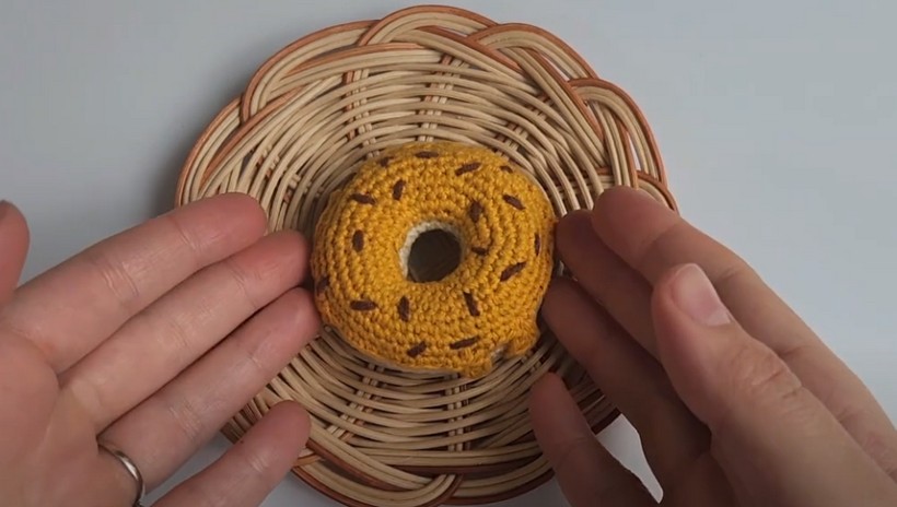 Crochet Amigurumi Donuts Easy