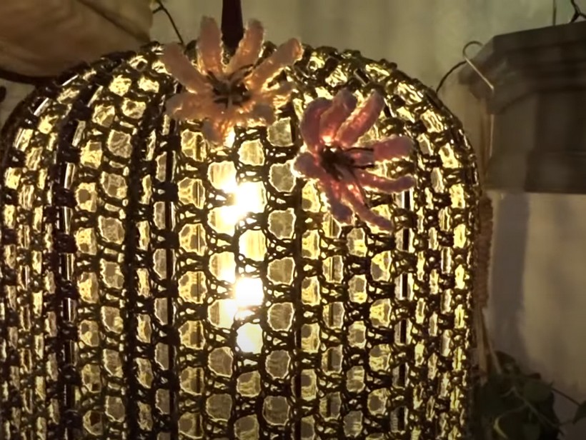 Crochet Cactus Lampshade