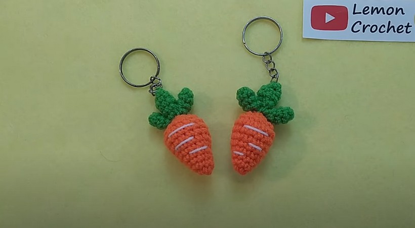 Crochet Carrot Keychain