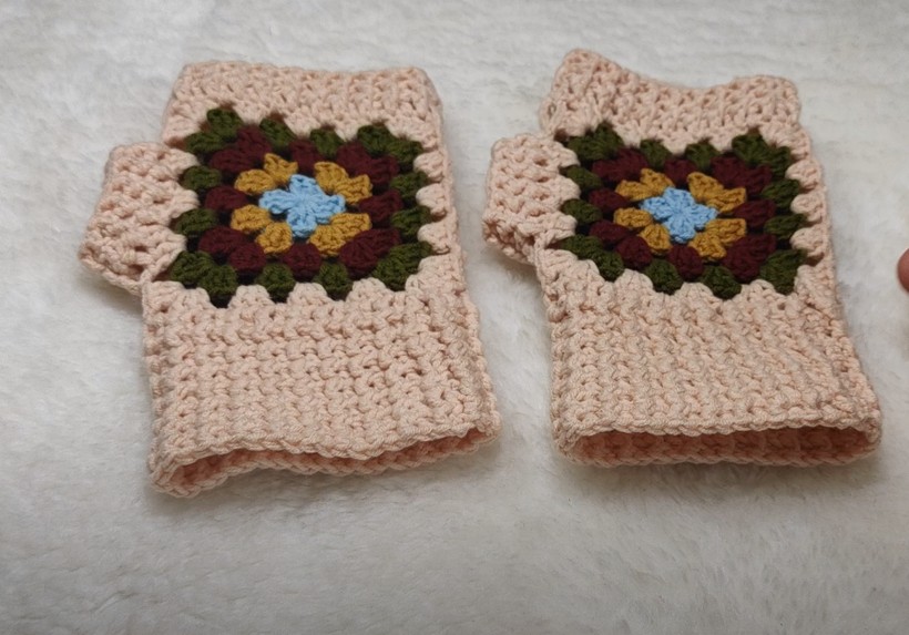 Crochet Fingerless Gloves