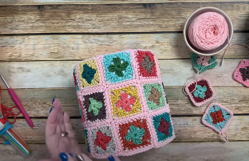 Crochet Granny Square Lamp Shade 1