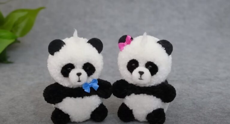 13 Crochet Panda Patterns to Pet A Stuffed Panda (easy!)