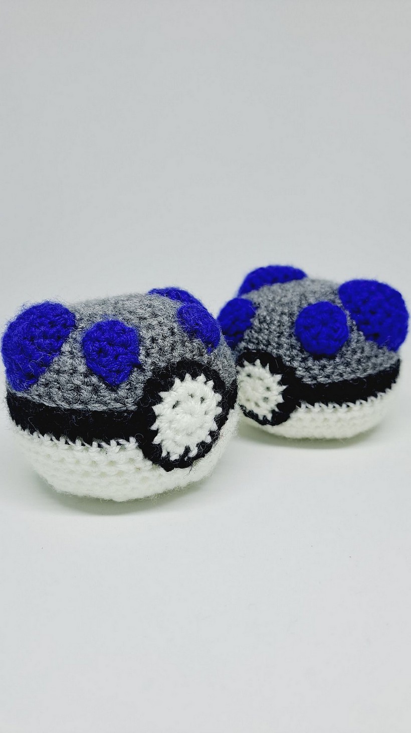 Crochet Pokemon Ball