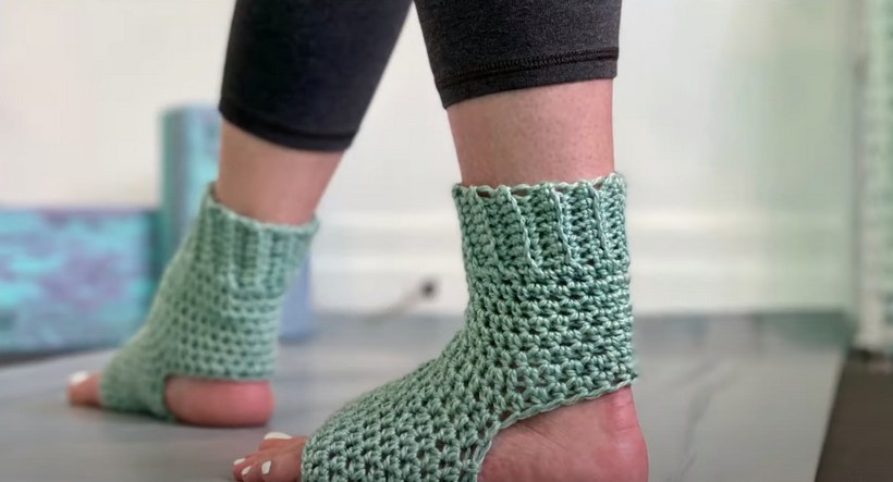 Crochet Yoga Socks Pattern