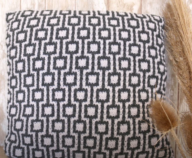 Easy Mosaic Crochet Infinity Pillow