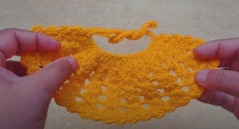 Free Crochet Baby Bib Pattern