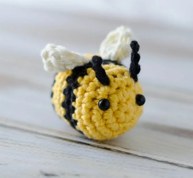 How To Crochet Bee