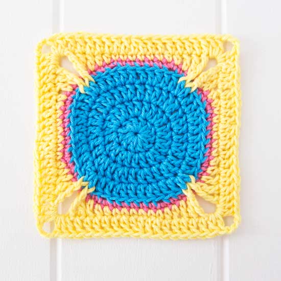 How To Crochet Front Post Triple Treble Stitch (FPTTR)