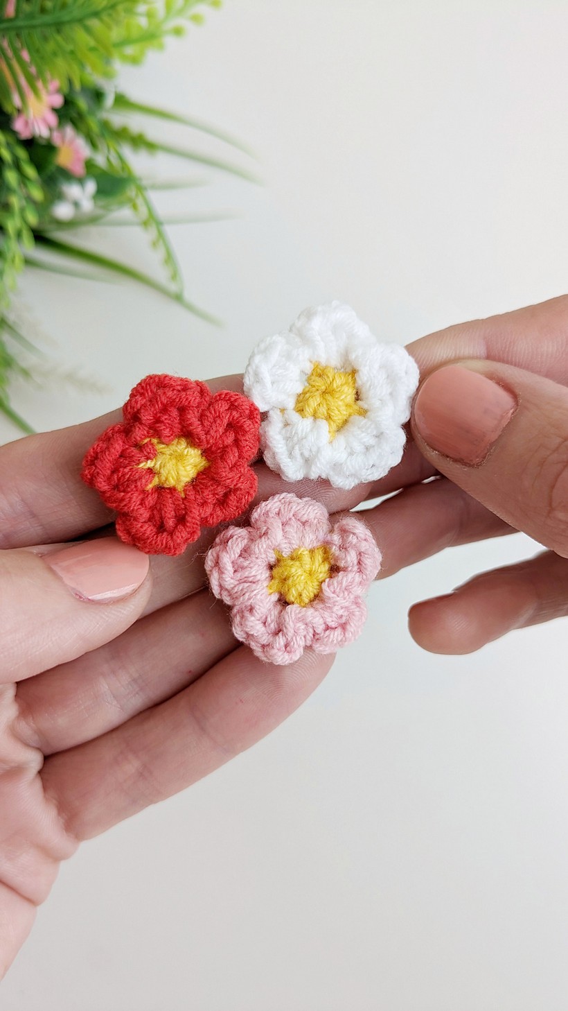 Simple Crochet Flower Pattern Free