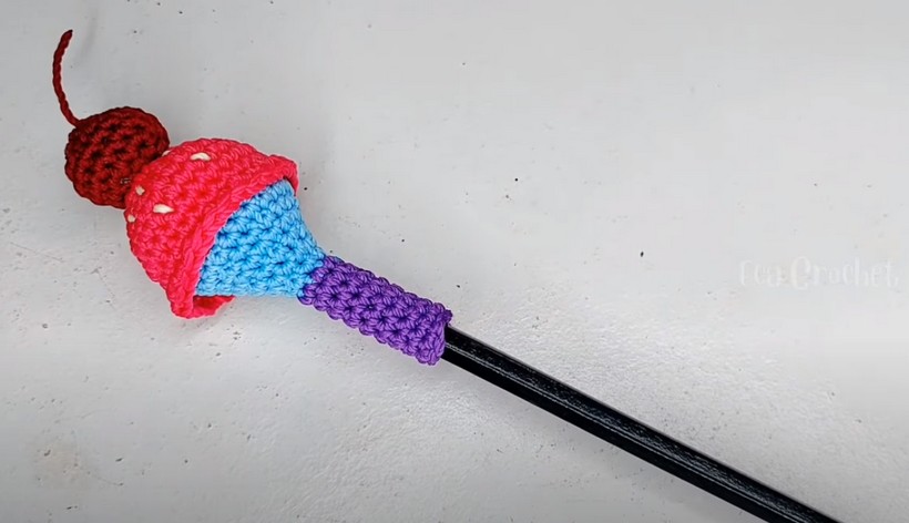 Amigurumi Cupcake For Pencil Topper 