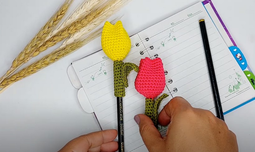 Crochet Pencil Topper