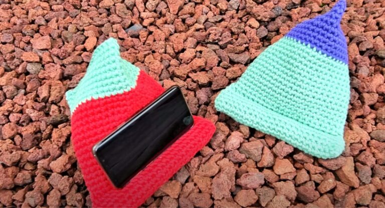 10 Crochet Phone Stand Patterns For Personal Use