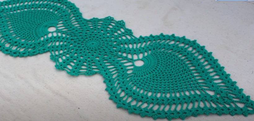 Crochet Pineapple Table Runner Pattern