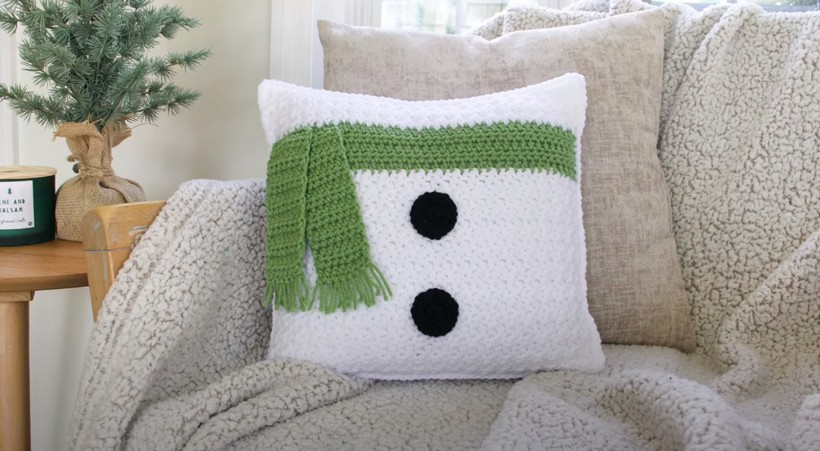Crochet Snowman Pillow