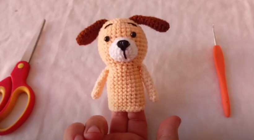 Crochet To Make A Dog Finger Puppet