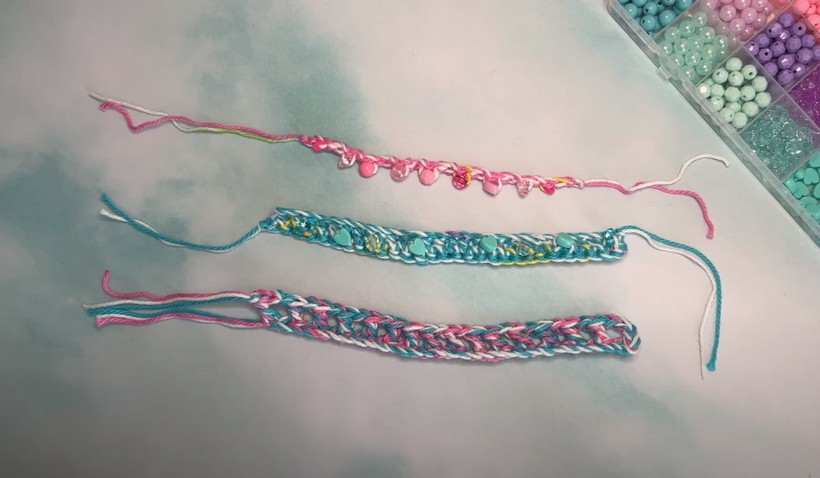 Easy Crochet Friendship Bracelets