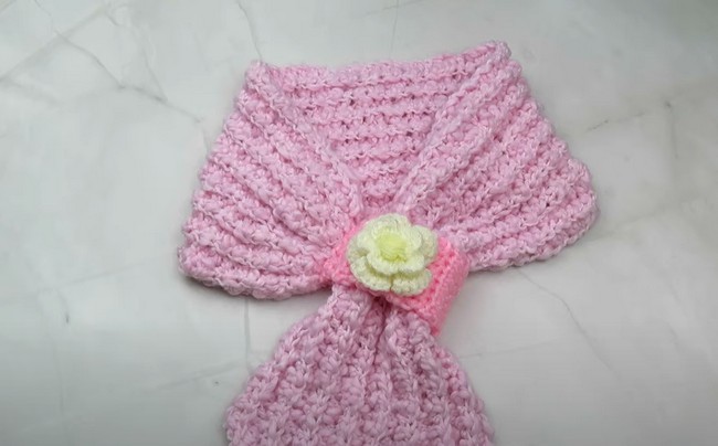 Easy Keyhole Scarf Crochet Pattern