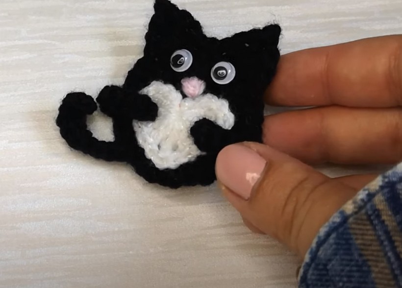 How To Crochet A Cat Applique