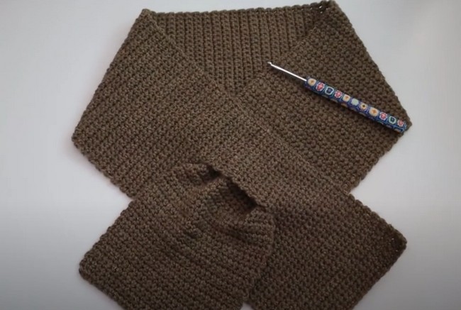 How To Crochet A Keyhole Scarf