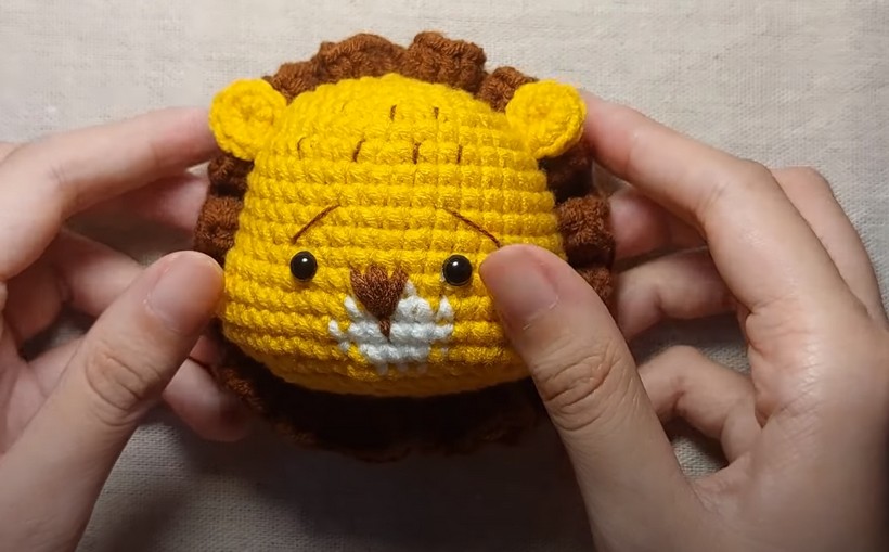 How To Crochet Lion Keychain