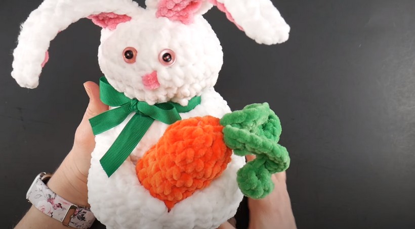 How To Crochet The Carrot Hugs Bunny