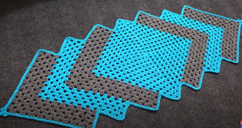 Modern Crochet Table Runner Pattern