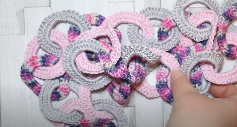 The Ring O'bunting Free Crochet Pattern