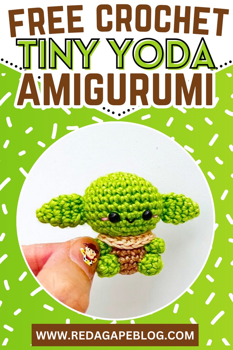 Tiny Yoda Alien Amigurumi