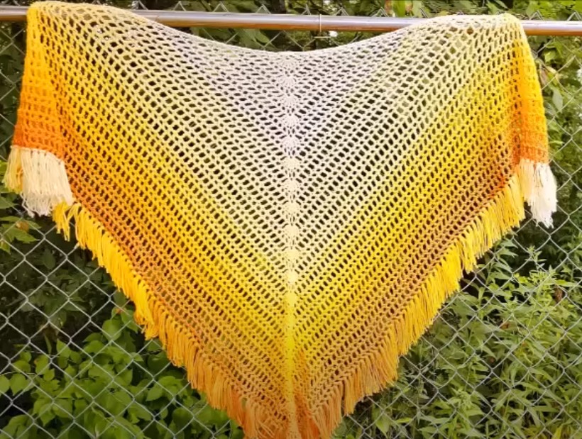 A Quick And Easy Crochet Shawl