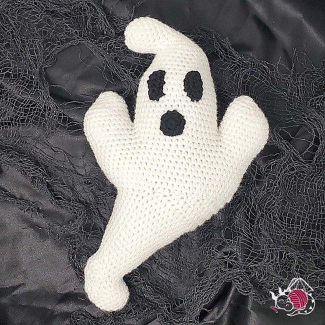 Classic Crochet Ghost Buddy Pattern
