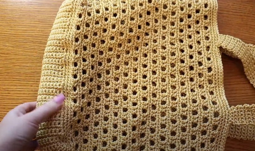 Crochet Honeycomb Tote Bag