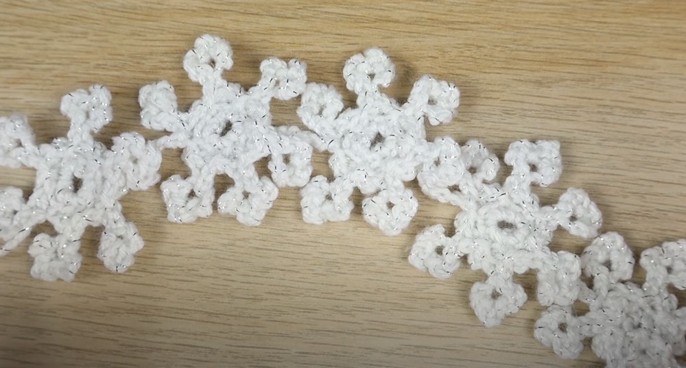 Easy Crochet Snowflake Chains