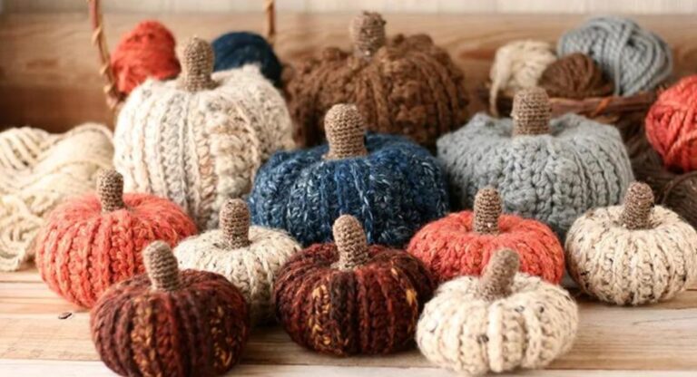 13 Free Crochet Fall Decor Patterns To Welcome Autumn Homes!
