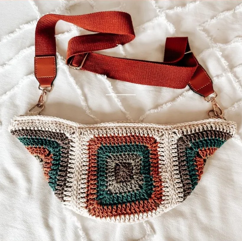 How To Crochet A Retro Cross Bag 