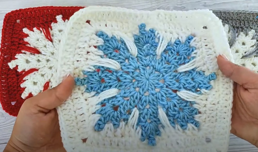 How To Crochet The Snowflake Square