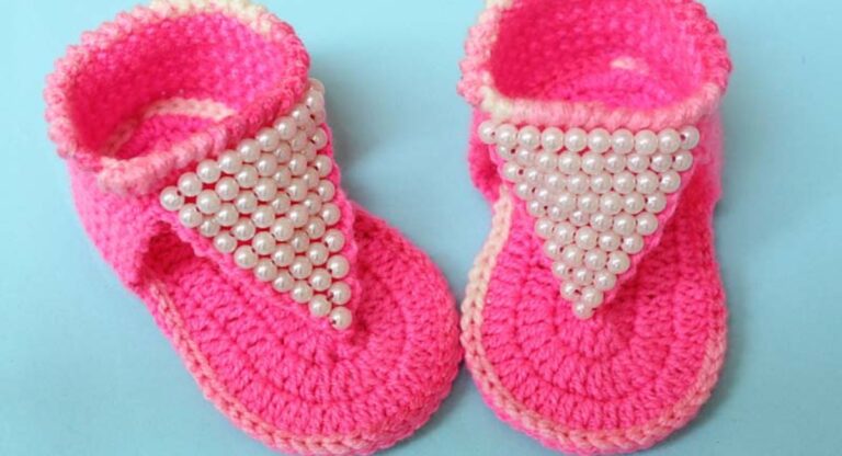 15 Free Crochet Flip Flop Patterns All Stylish & Cozy For Summer!