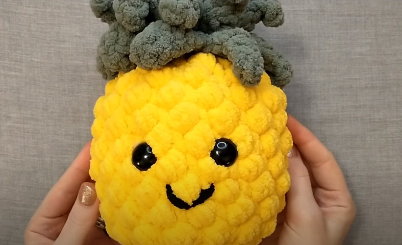 No Sew Crochet Pineapple Amigurumi 