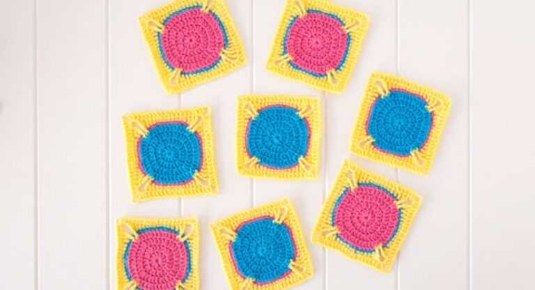 Free Crochet Compass Granny Square Pattern For All Skill Levels