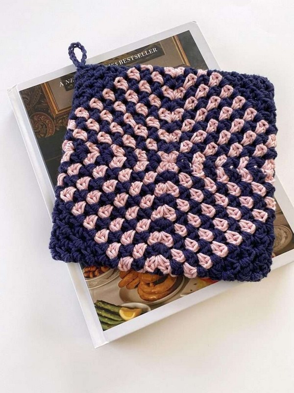 Crochet Diamond Granny Potholder Pattern 