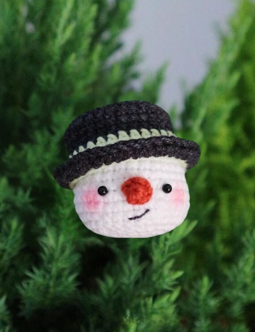 How to Crochet Snowman Face Ornament For Christmas