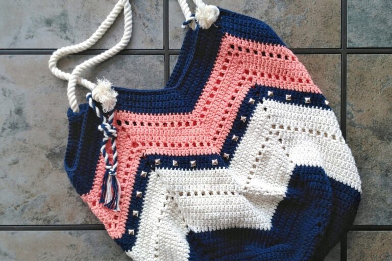 9 Free Chevron Stitch Crochet Bag Patterns For Beautiful Bags