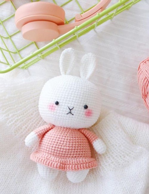 How to Crochet Little Bunny (For Little Girls)