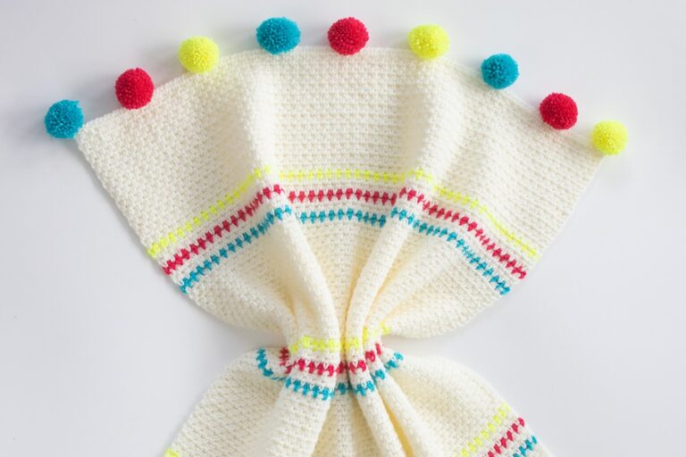 10 Free Crochet Moss Stitch Blanket Patterns (Easiest Blankets)