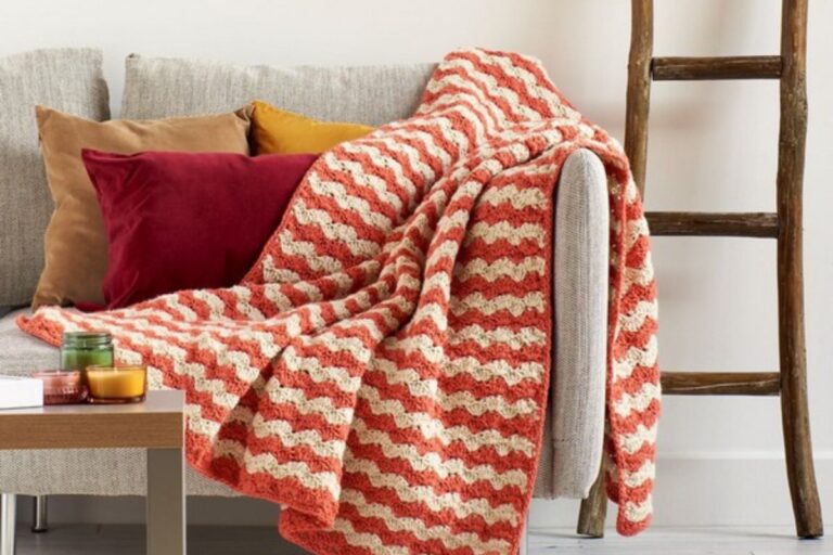 10 Free Crochet Shell Stitch Blanket Patterns For Winter