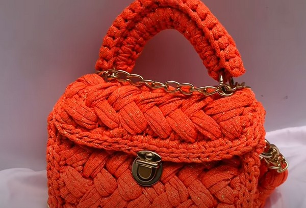 How To Make A Marshmallow/puff Stitch Bag