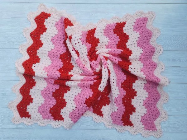 Strawberry Ripples Baby Blanket