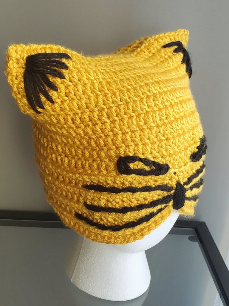 Super Cute Crochet Cat Hat Pattern