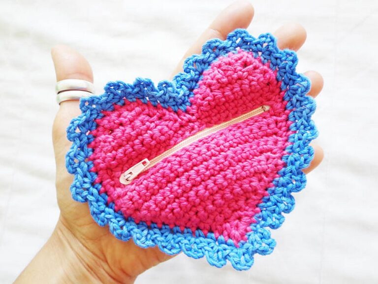 Fun Crochet Heart Coin Purse Pattern