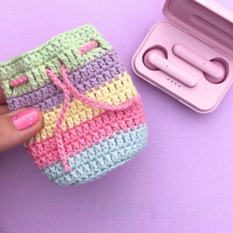 Cute Softer Mini Crochet Bag Pattern In Different Colors